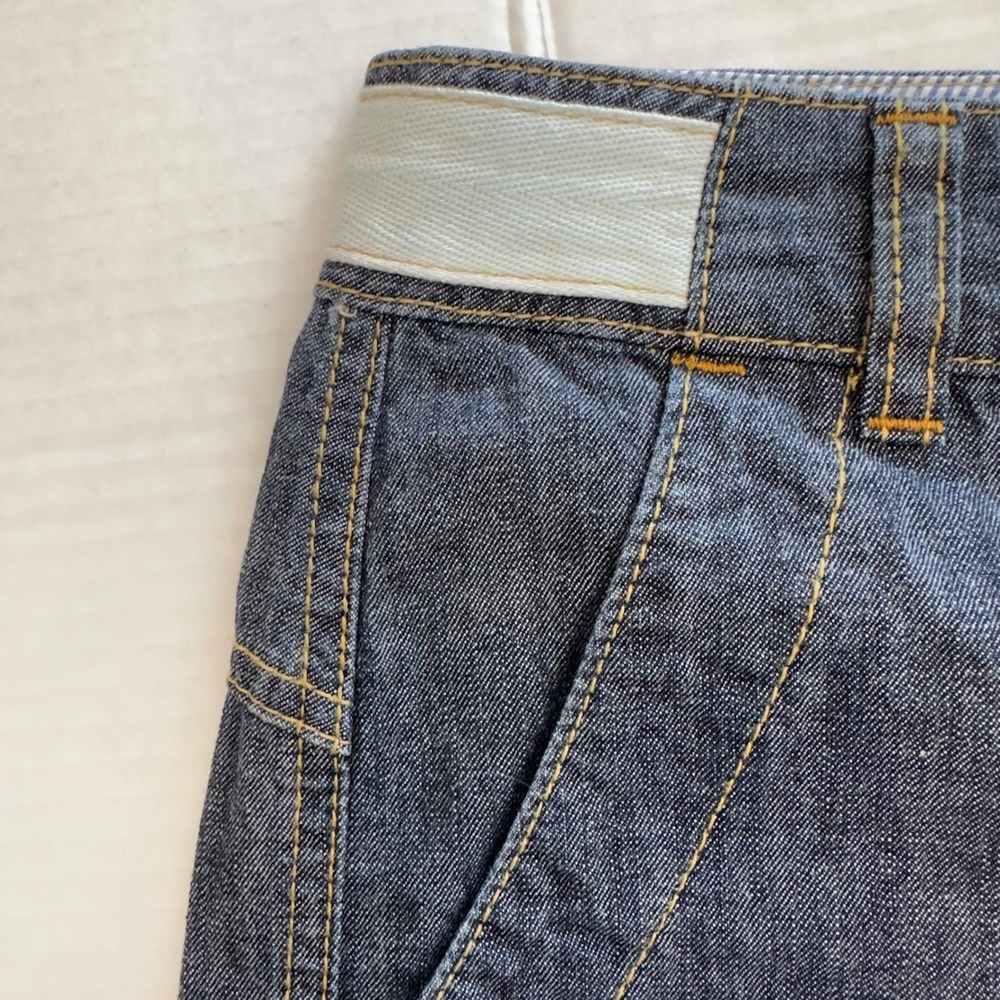 Tommy Hilfiger Womens Dark Wash Cuffed Denim Shorts Blue Size 8 100% Cotton - Picture 3 of 8